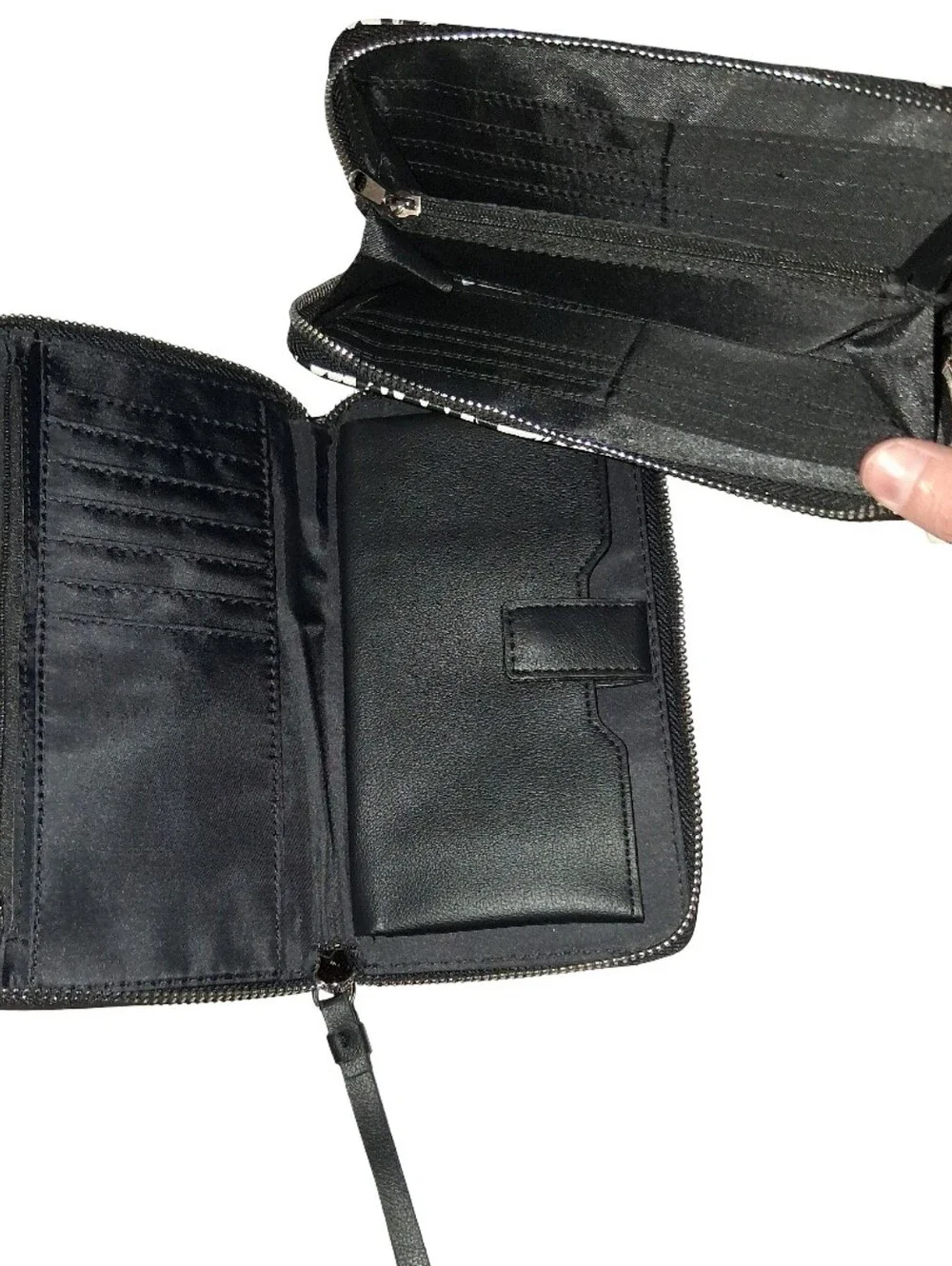 Womens No Boundaries Wallet Lot